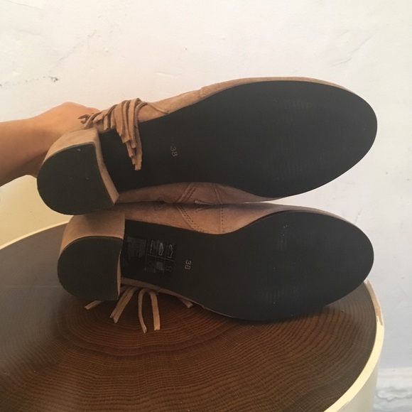 Western-style Fringe Tassels Tan Suede Ankle Boots - Picture 5 of 7